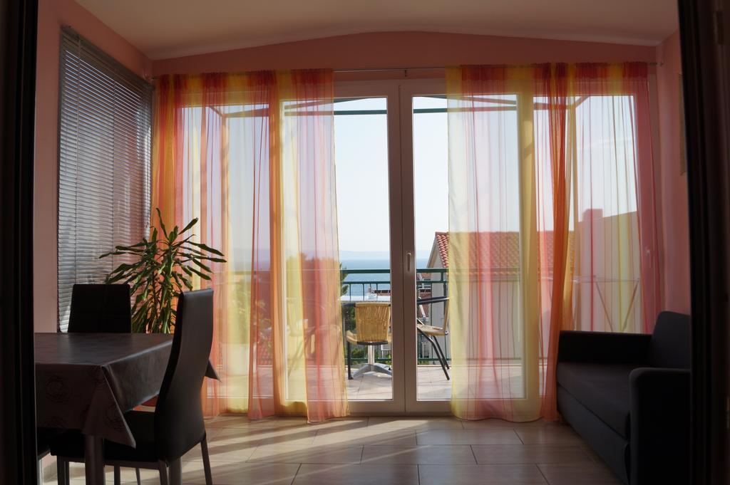 Apartments Mario With Private Parking Makarska Dış mekan fotoğraf