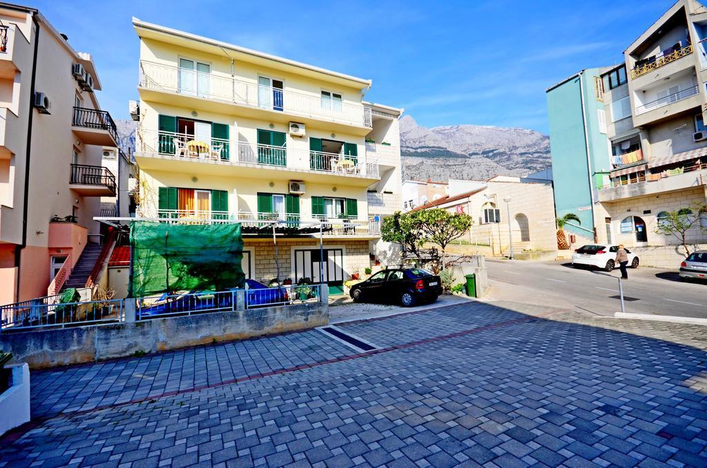 Apartments Mario With Private Parking Makarska Dış mekan fotoğraf