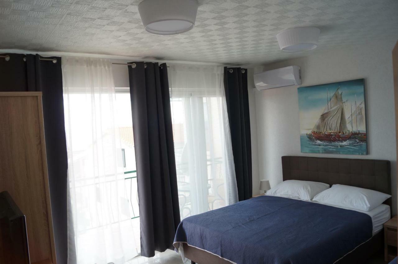 Apartments Mario With Private Parking Makarska Dış mekan fotoğraf
