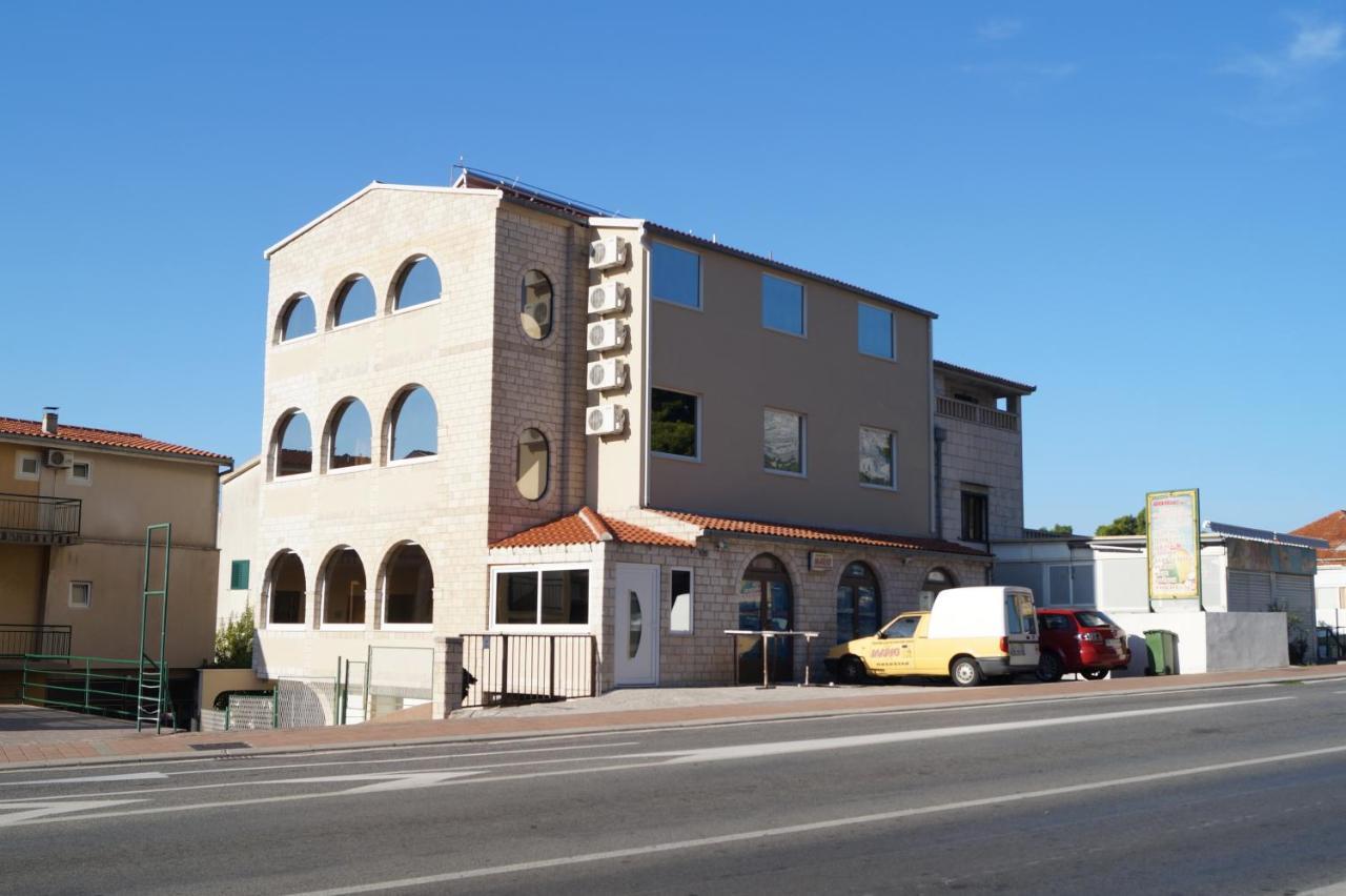 Apartments Mario With Private Parking Makarska Dış mekan fotoğraf